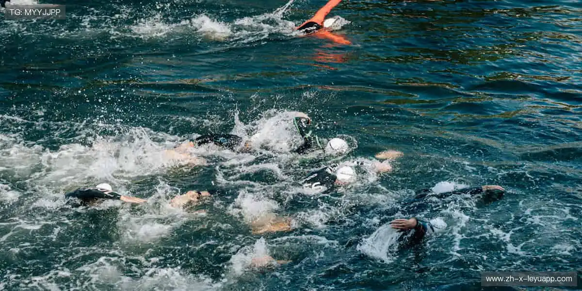 🎯 从装备到潮流，体育周边商城，做你的运动全能搭档！