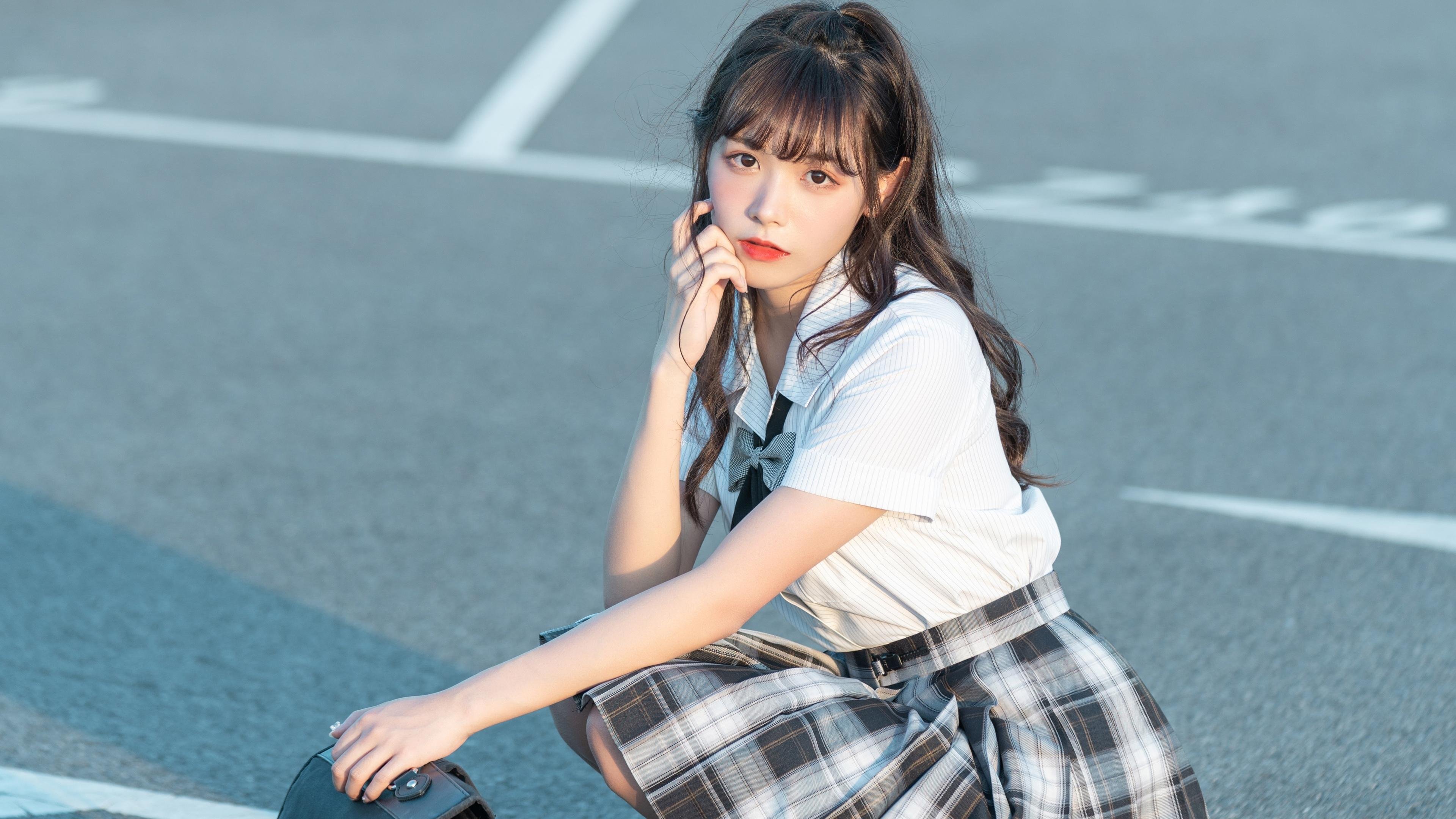 乐鱼体育App下载-战队联名商品上线首日售罄粉丝消费力惊人，战队商店兑换什么合适