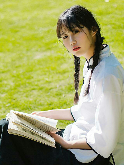 LEYU SPORTS中国官方网站-田径比赛技术创新推动成绩提升，田径教学训练方法手段创新与发展