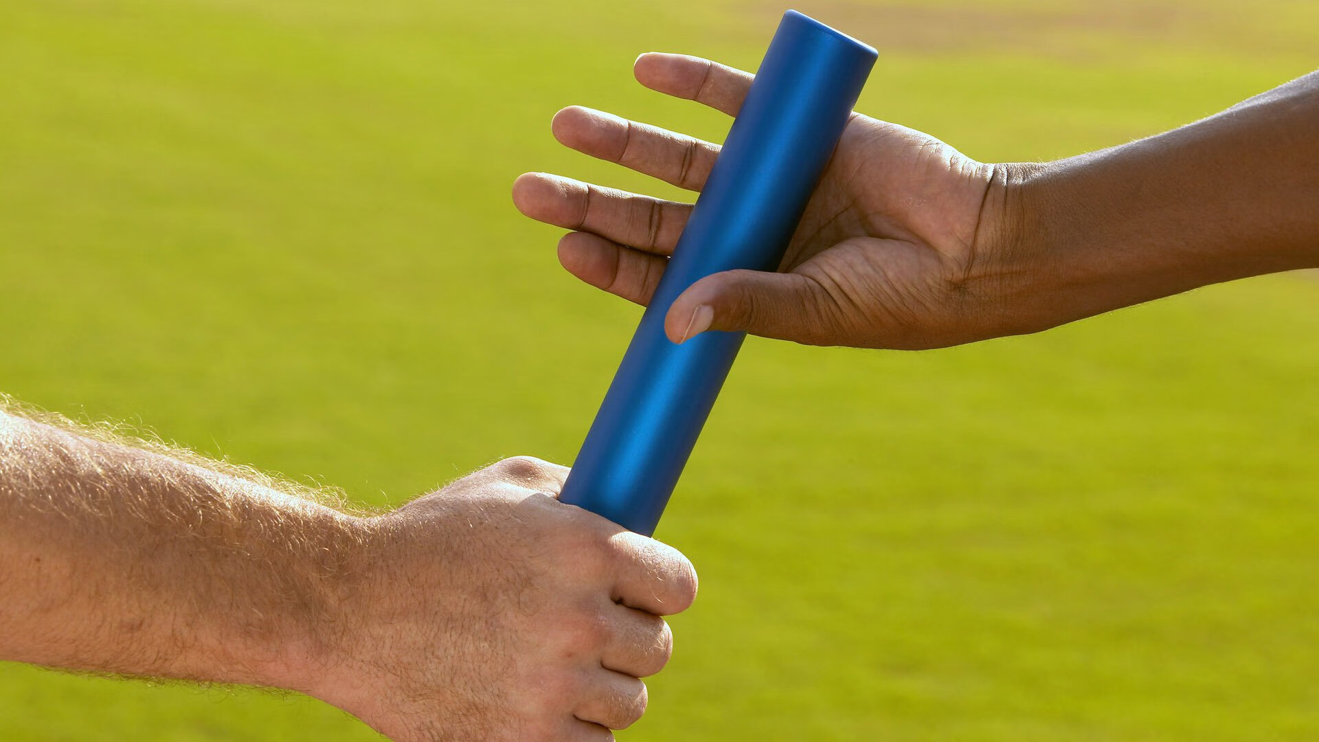 中国自由搏击“武林风”泰国擂台赛 中国选手高扫腿KO泰拳名将